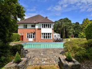 4 bedroom Houses / Villas near Poole, Dorset, England