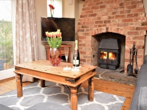 2 bedroom Cottage near Moreton -in- Marsh, Warwickshire, England