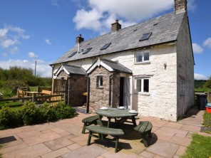 2 bedroom Cottage near Brecon, Powys / Brecon Beacons, Wales