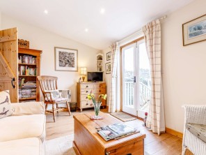 1 bedroom Houses / Villas near Tewkesbury, Worcestershire, England