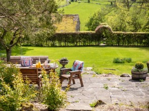 4 bedroom Cottage near Buxton, Derbyshire, England