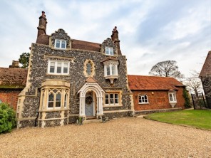 7 bedroom Houses / Villas near Beaconsfield, Buckinghamshire, England