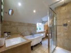 En suite bathroom to master bedroom En suite bathroom to master bedroom