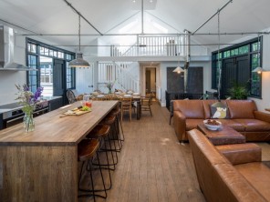 4 bedroom Cottage near Ashford, Kent, England