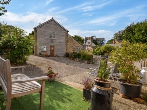 2 bedroom Houses / Villas near Bridport, Dorset, England