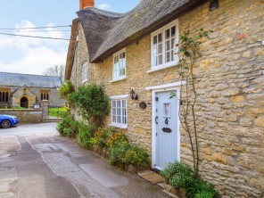 2 bedroom Cottage near Bridport, Dorset, England