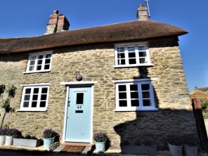 2 bedroom Cottage near Bridport, Dorset, England
