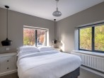 Double bedroom with en suite shower room