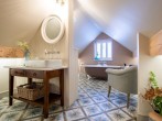 Pure luxury a beautiful en-suite Pure luxury a beautiful en-suite