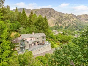 6 bedroom Houses / Villas near Coniston, Cumbria & the Lake District, England