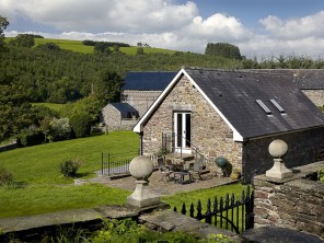 1 bedroom Houses / Villas near Brecon, Powys / Brecon Beacons, Wales