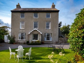 1 bedroom Apartment near Brecon, Powys / Brecon Beacons, Wales