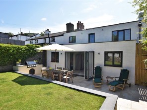 4 bedroom Houses / Villas near Crickhowell, Powys / Brecon Beacons, Wales