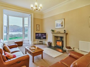 4 bedroom Houses / Villas near Ambleside, Cumbria & the Lake District, England