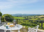 A rural escape with stunning panoramic views A rural escape with stunning panoramic views