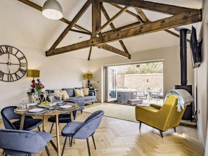 2 bedroom Houses / Villas near Driffield, Yorkshire, England