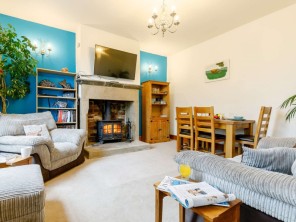 2 bedroom Houses / Villas near Huddersfield, Yorkshire, England