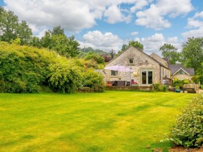 1 bedroom Houses / Villas near Matlock, Derbyshire, England