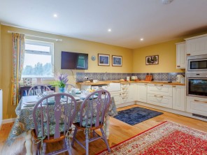 1 bedroom Houses / Villas near Ardgay, Highlands, Scotland