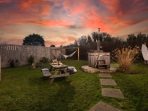 2 bedroom Cottage near Helston, Cornwall, England