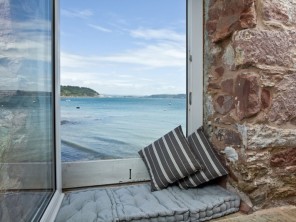 3 bedroom Cottage near Cawsand, Cornwall, England