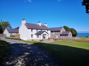 4 bedroom property near Dulas, North Wales, Wales
