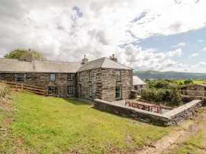 4 bedroom property near Talsarnau, North Wales, Wales