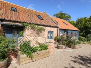 2 bedroom property near Grimsby, Lincolnshire, England