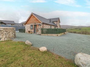 3 bedroom property near Oswestry, Powys / Brecon Beacons, Wales