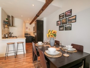 2 bedroom property near Inverness, Highlands, Scotland