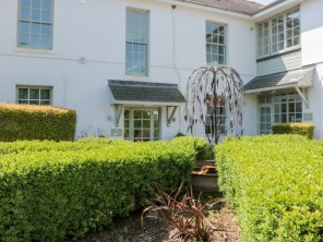 2 bedroom property near Dartmouth, Devon, England