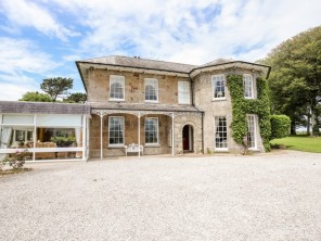 5 bedroom property near Llanfairpwllgwyngyll, North Wales, Wales