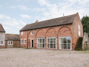 7 bedroom property near Shrewsbury, Shropshire, England