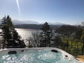 4 bedroom property near Menai Bridge, North Wales, Wales