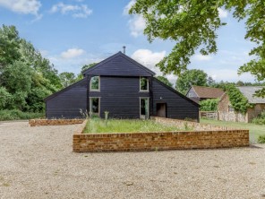 3 bedroom property near Braintree, Essex, England