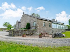 1 bedroom property near Carnforth, Cumbria & the Lake District, England