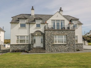 4 bedroom property near Holyhead, North Wales, Wales