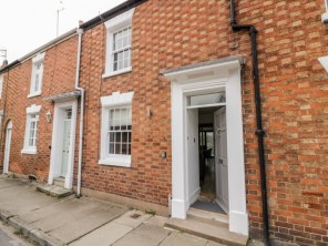 2 bedroom property near Stratford-upon-Avon, Warwickshire, England