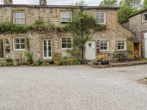 2 bedroom property near Skipton, Yorkshire, England
