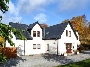 5 bedroom property near Newtonmore, Highlands, Scotland