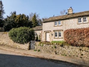 2 bedroom property near Bakewell, Derbyshire, England