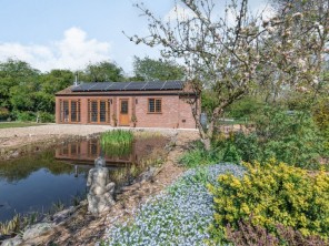 1 bedroom property near Spilsby, Lincolnshire, England