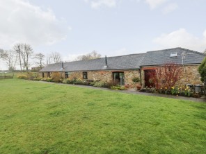 4 bedroom property near Kilgetty, South Wales, Wales