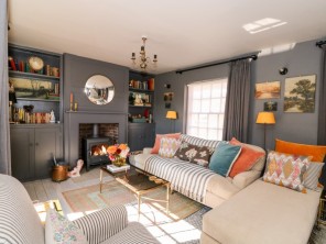 2 bedroom property near Horncastle, Lincolnshire, England