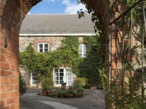 2 bedroom property near Loddiswell, Devon, England