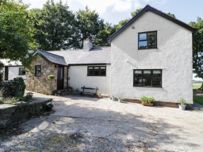 5 bedroom property near Denbigh, North Wales, Wales