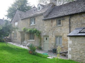 3 bedroom property near BURFORD, Oxfordshire, England